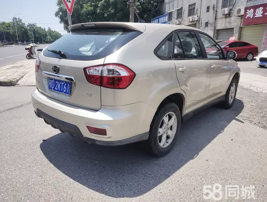 比亚迪 S6 2014款 2.0L 手动尊贵型 5座